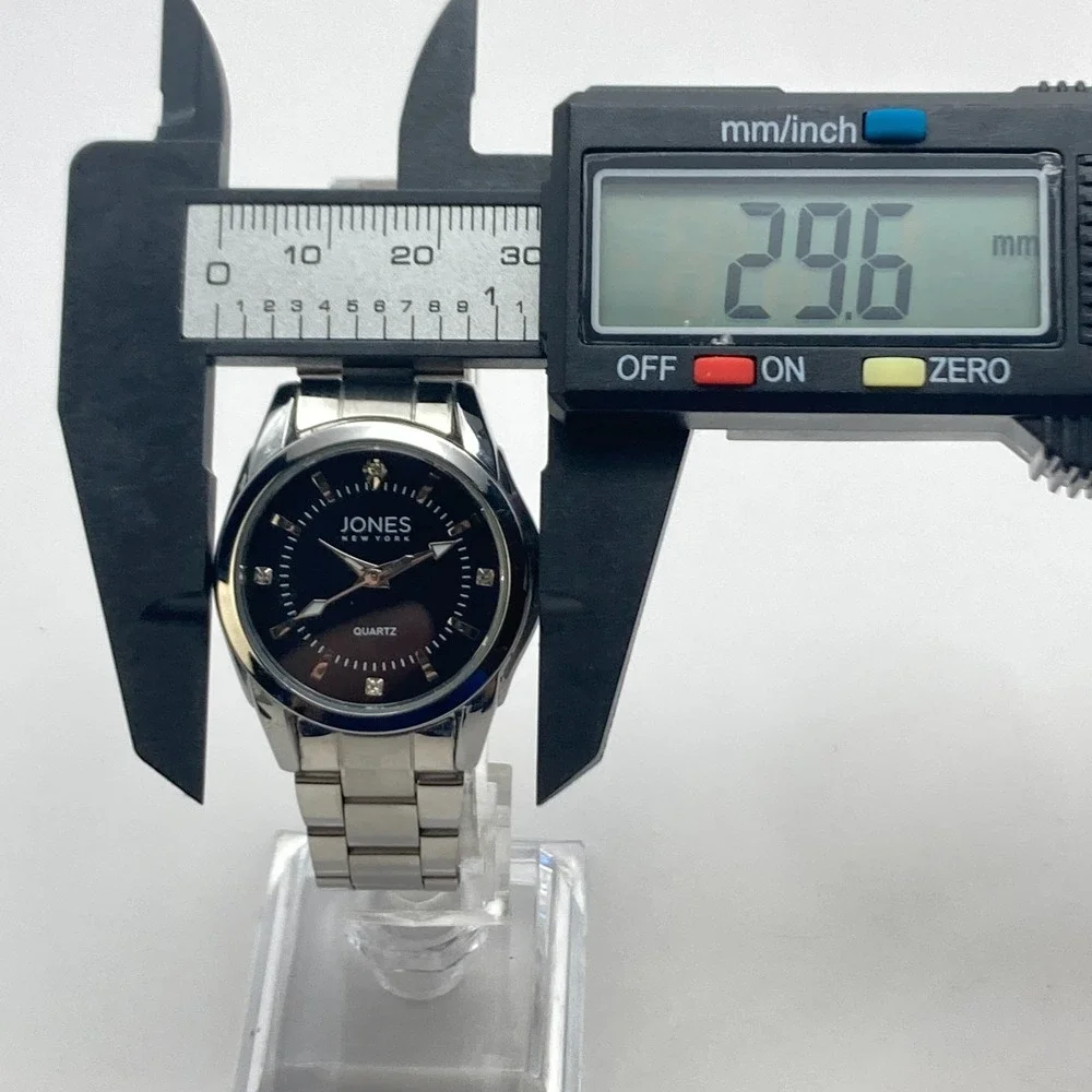 Jones New York Women's Watch 30mm Silver Tone Black Dial WR 30M New Battery 7.5